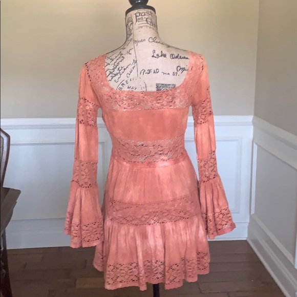 🆕 Free People Long Sleeve Ruffled & Textured Top - Picture 7 of 8